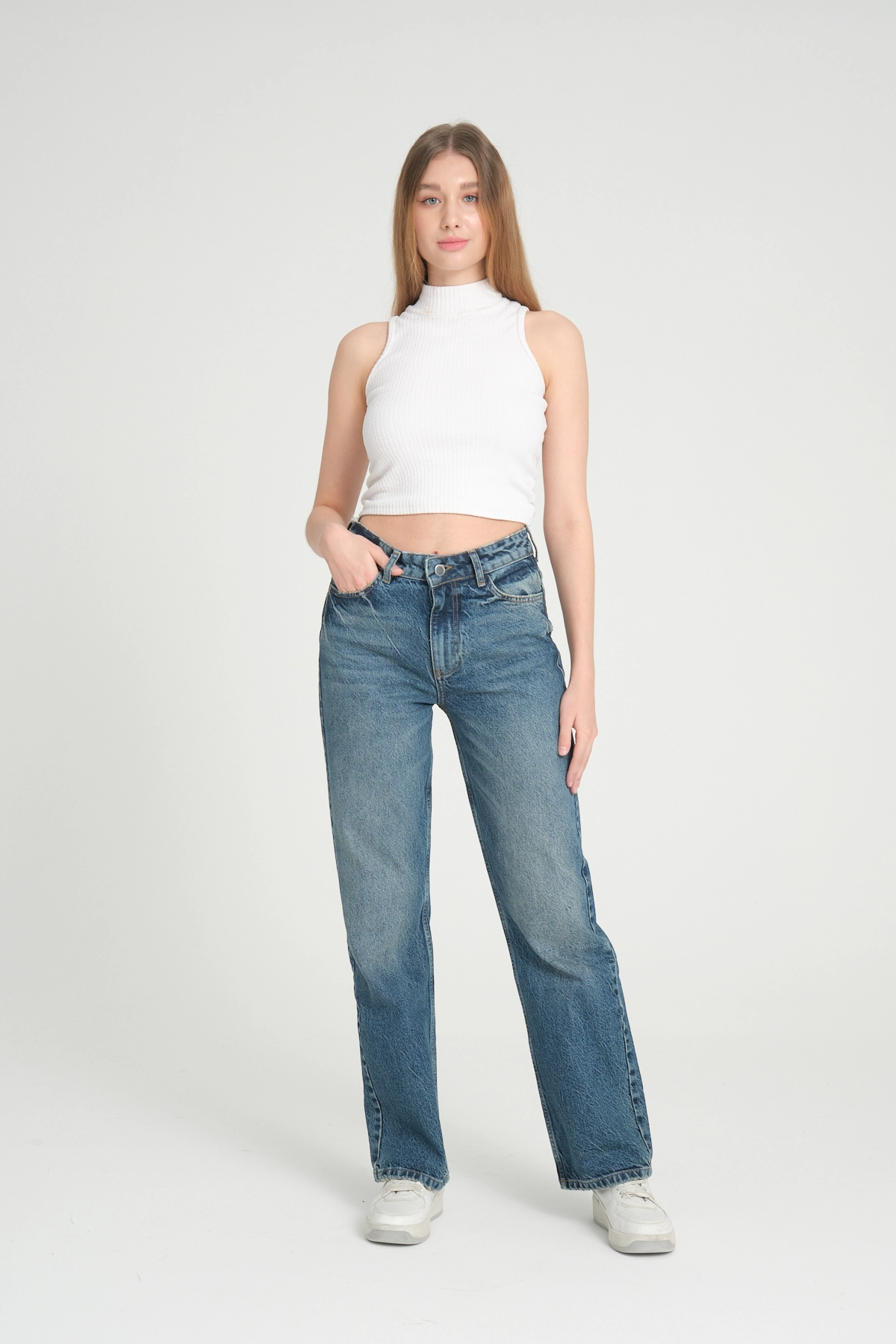 woman jeans wholesale